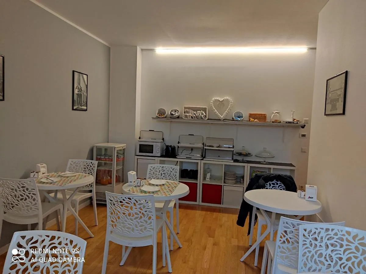 Bed & Breakfast Magnolia Room & Breakfast Faenza